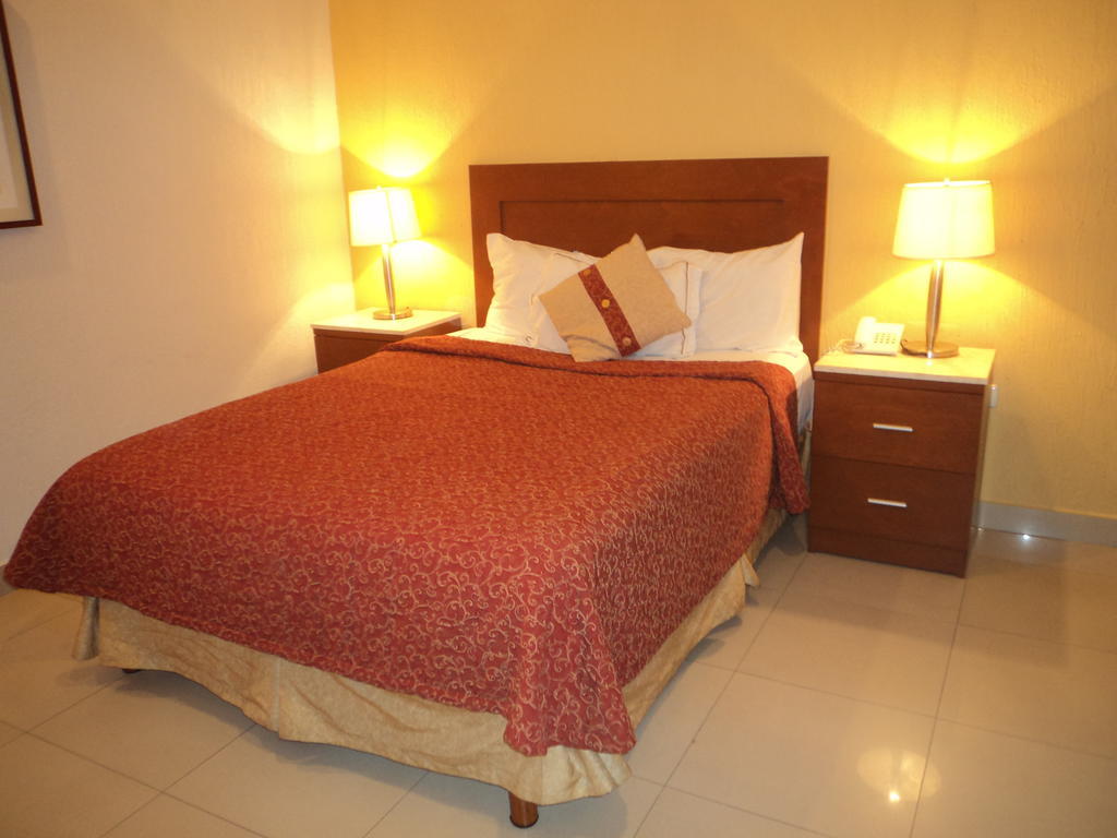 Hotel Fenix Los Mochis Rum bild